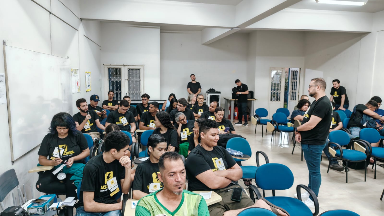 Encontro das equipes na Escola Técnica de Rondonópolis